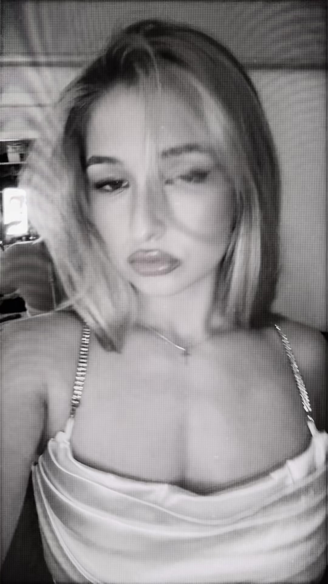 @ivaristovicc