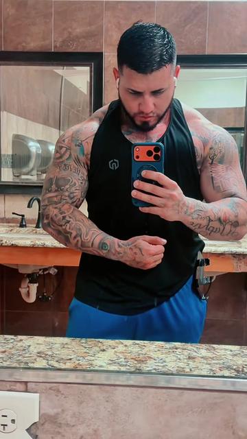 @Jonafitt12