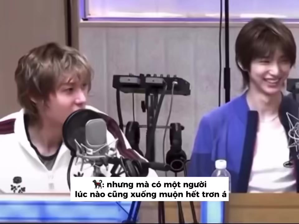 @trái dấu hút nhau