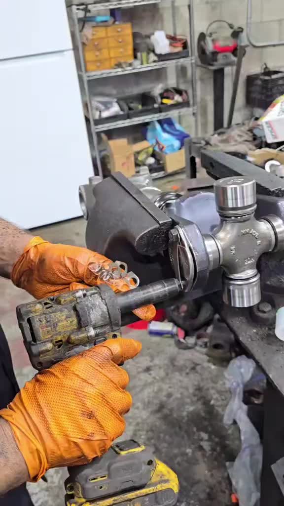 @Marquez Truck Repairs