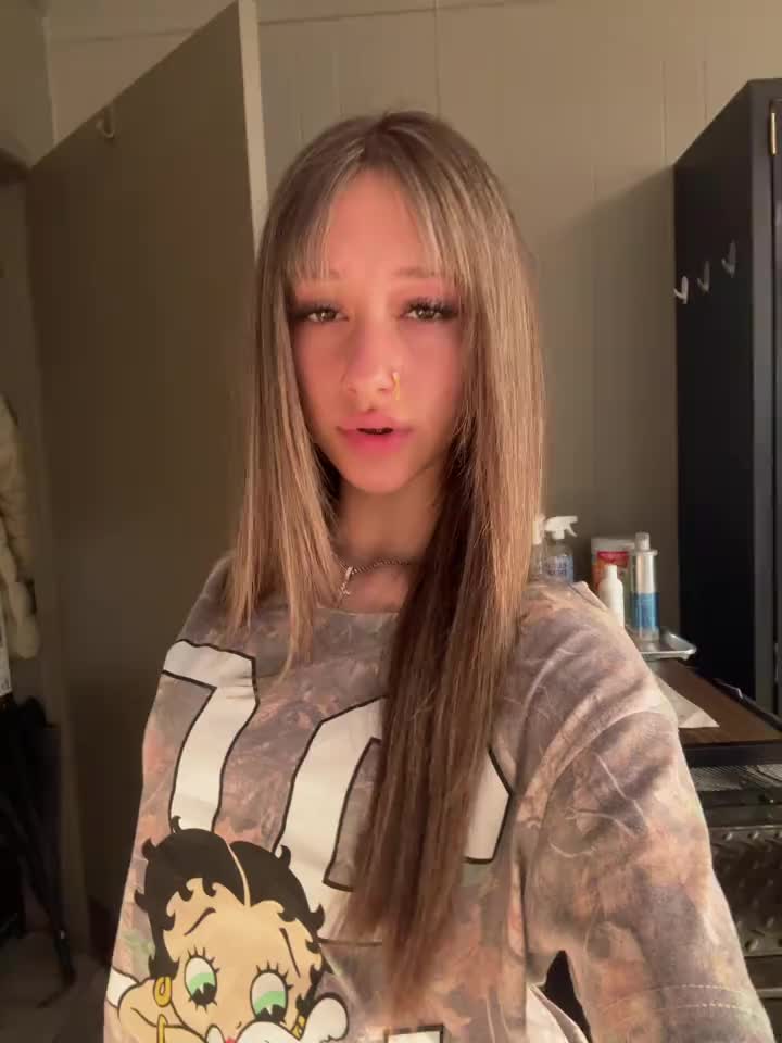 @𝒮ℯ𝓁𝒾𝒶🌺