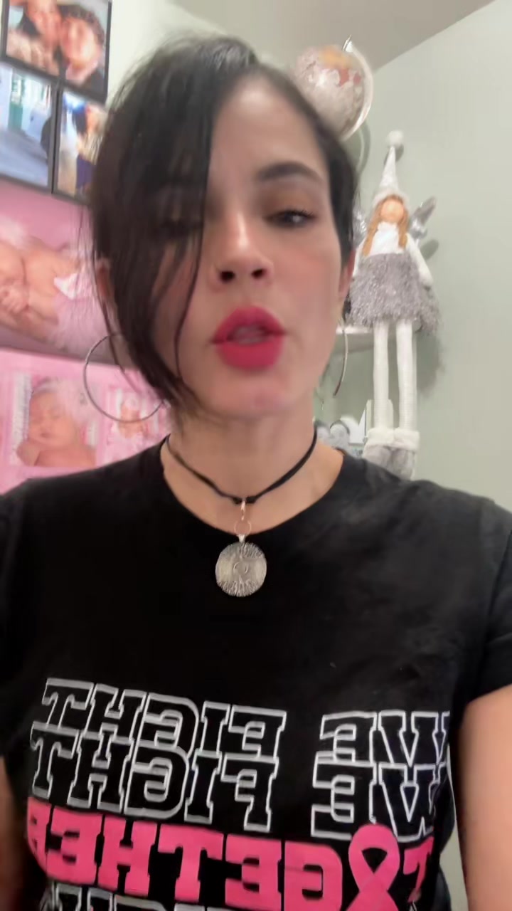 @Lovely_CarlyByrne