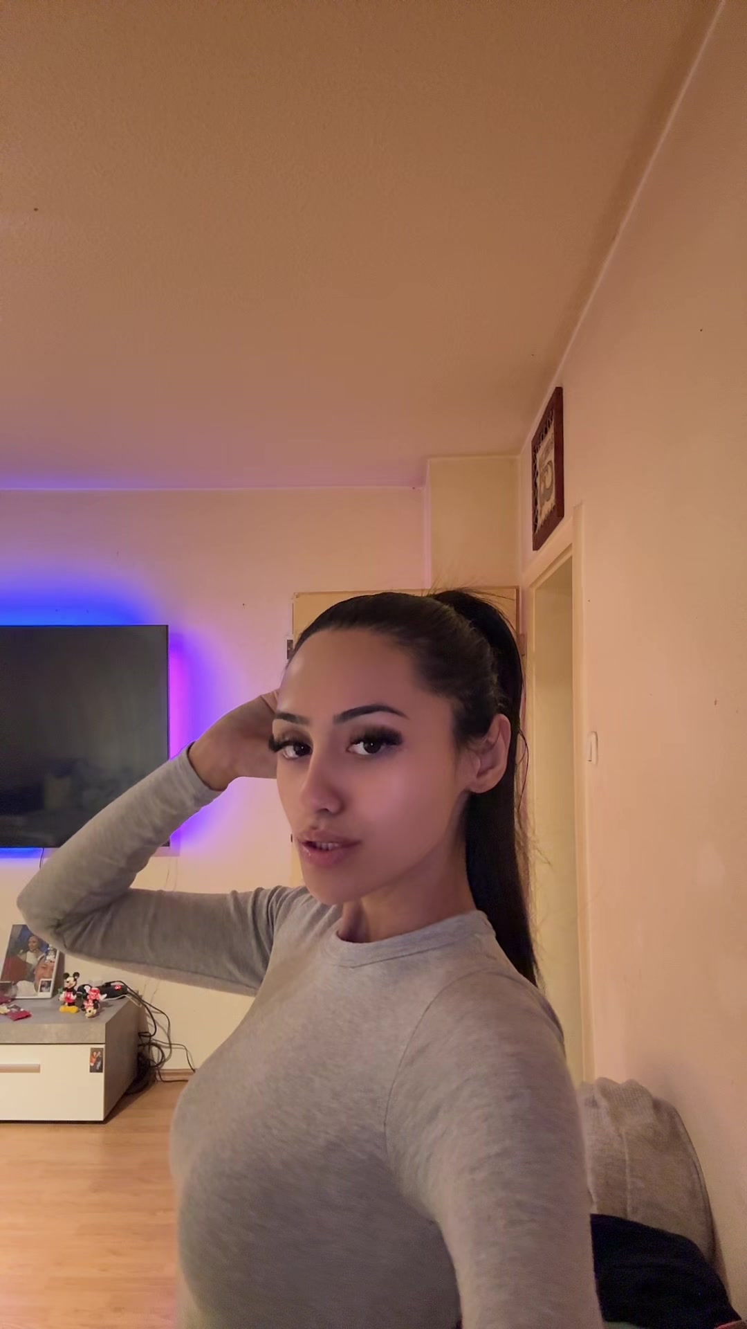 @filizotrk 菲丽兹