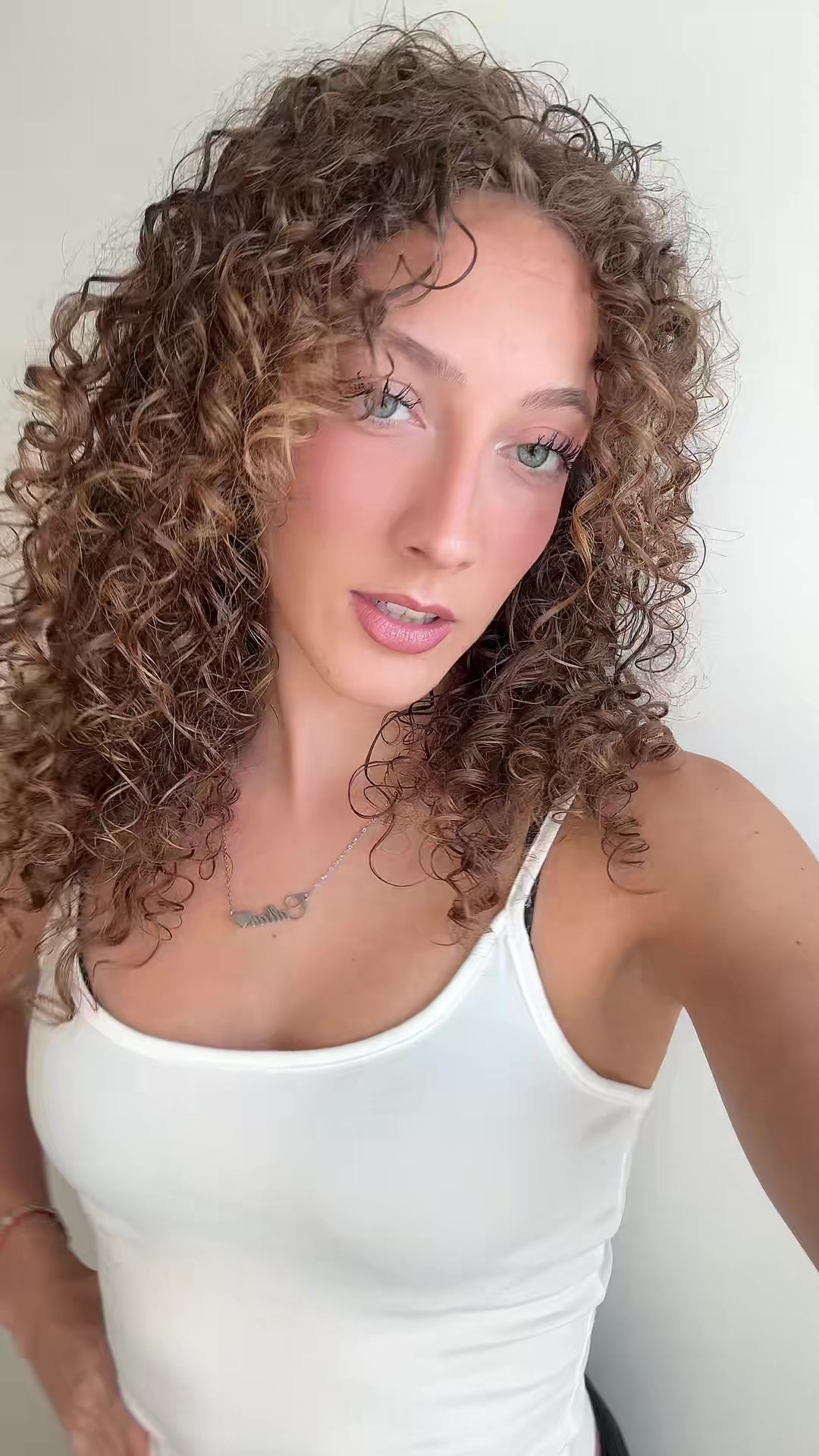 @dontmindme👯♀️