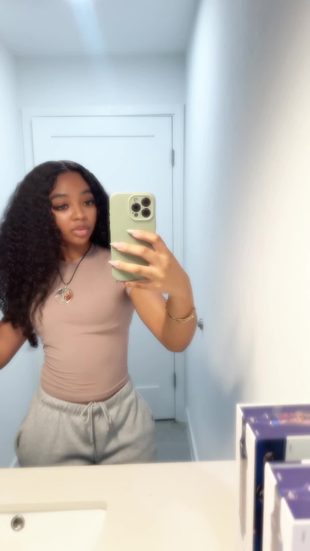 @leoofdaparty