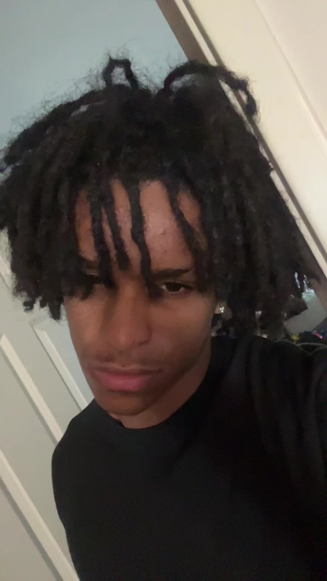@LowkeyAngel
