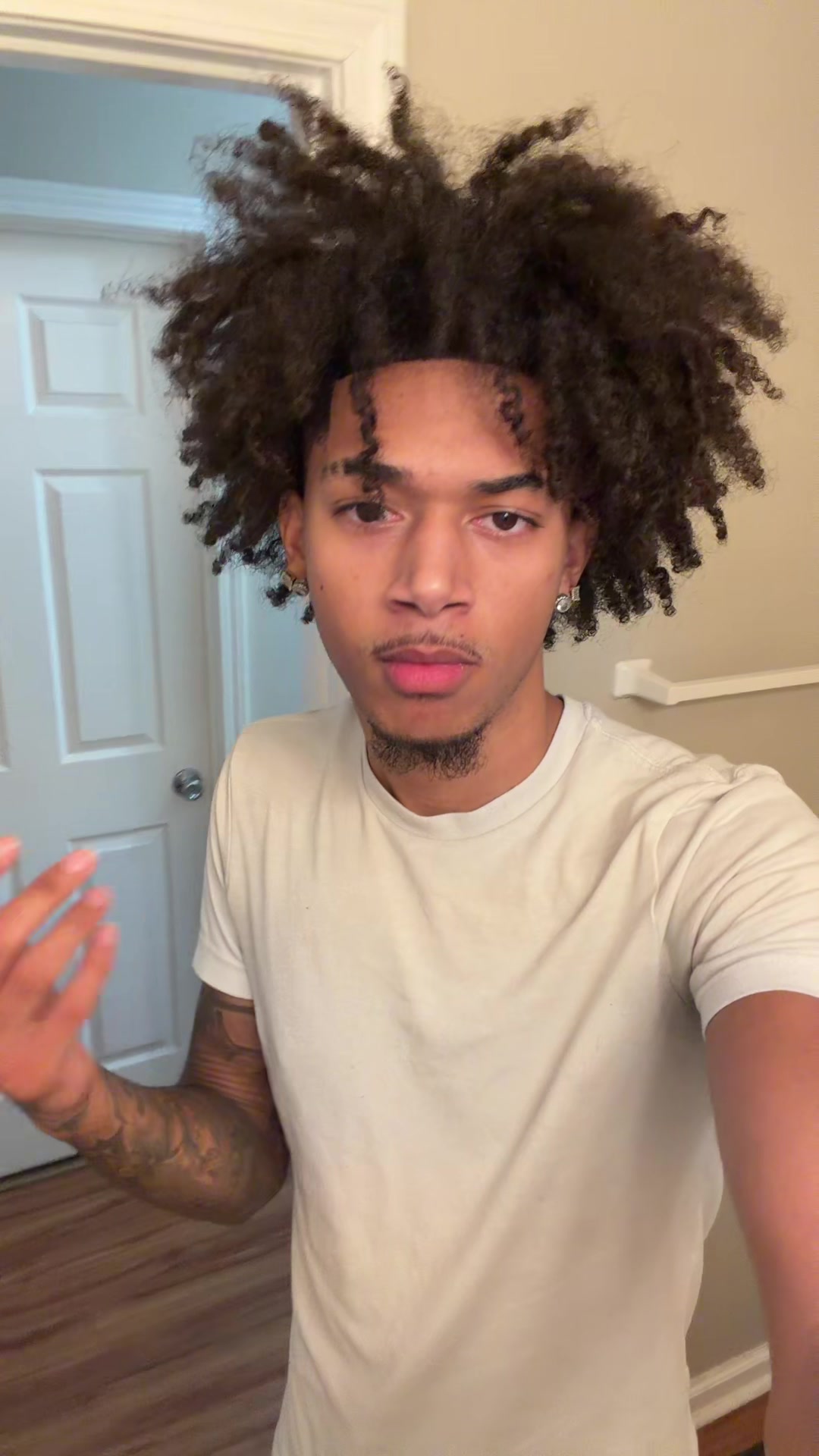 @cj