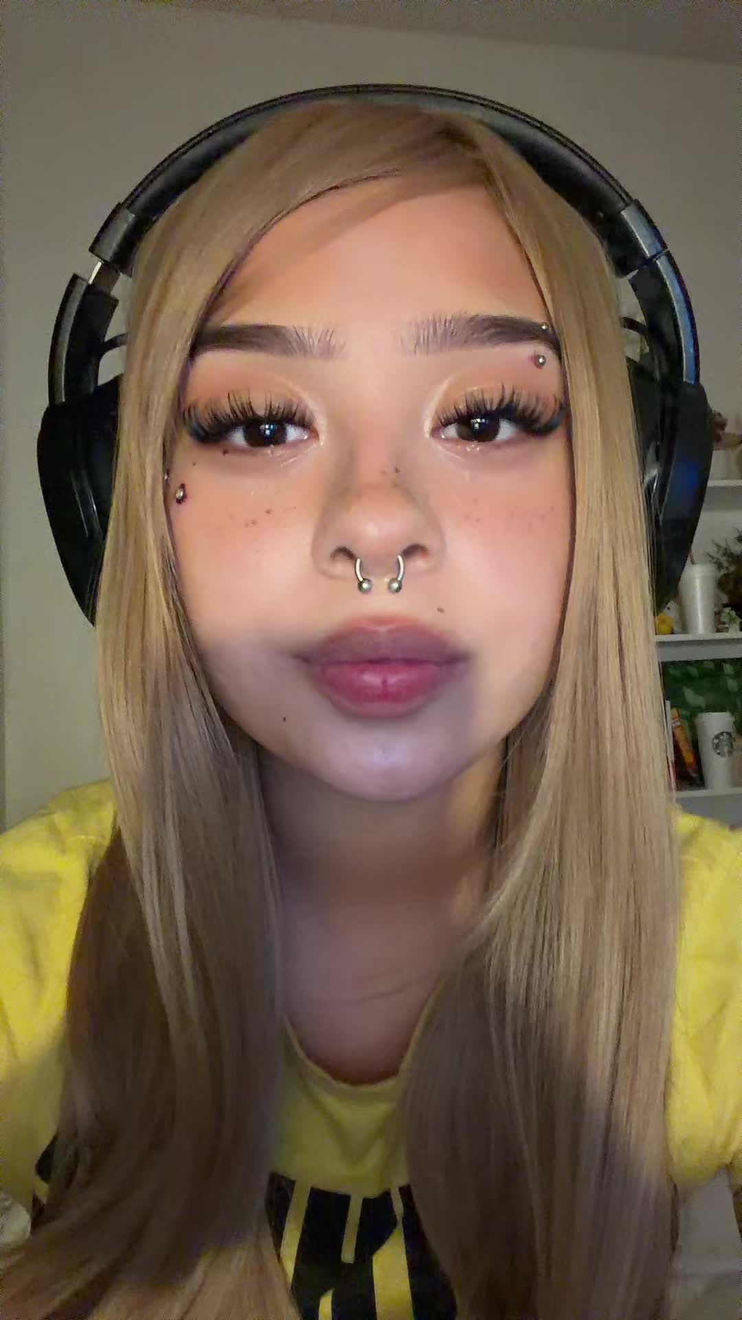 @vi