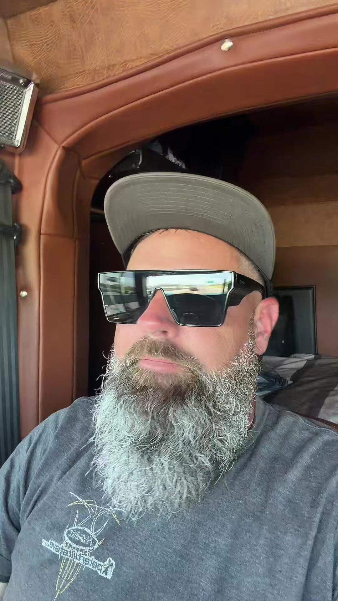@truckshowjoe