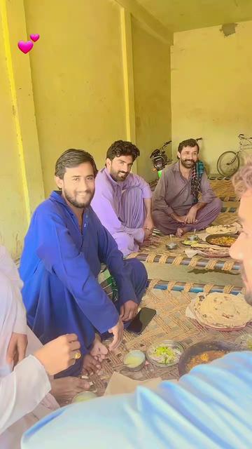 @طارق 🚬چانڈیہ_٭╾━╤デ╦︻: