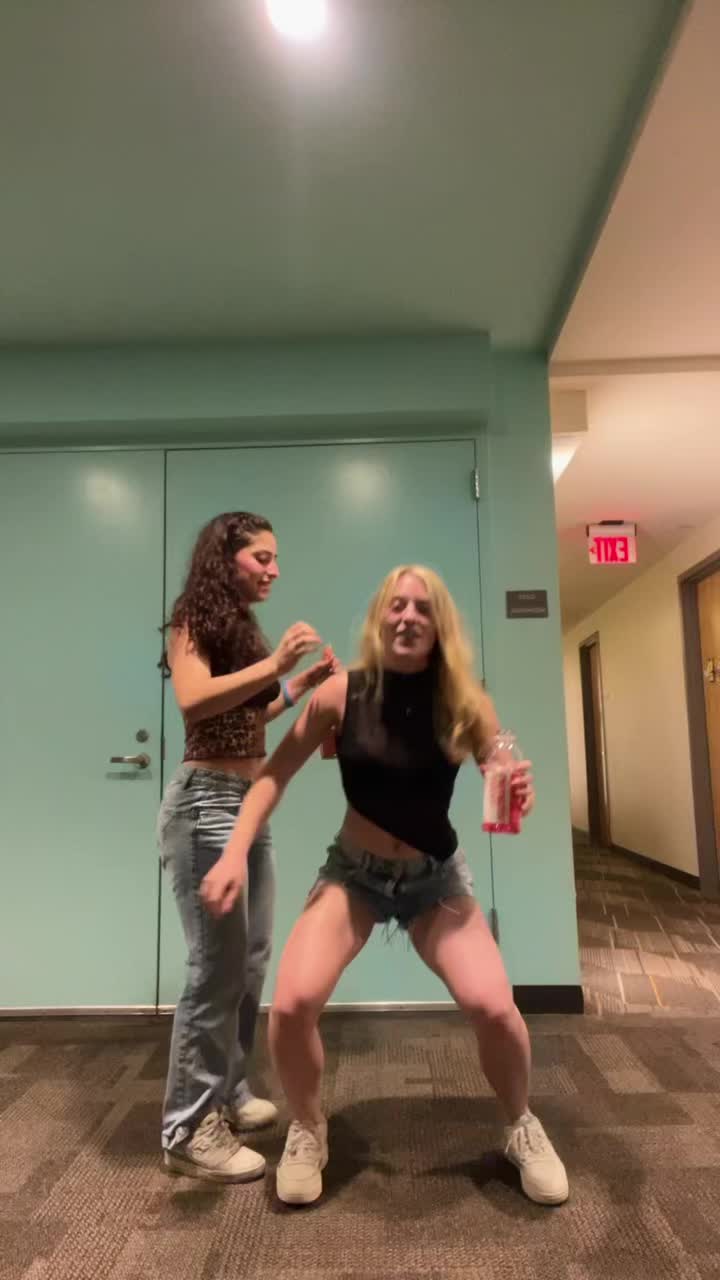 @bella🧸
