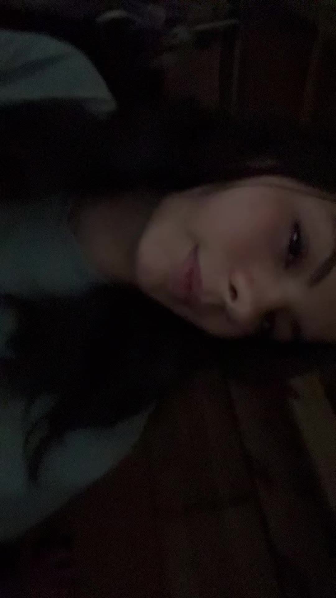 @chloe elizabeth 🍒🎱