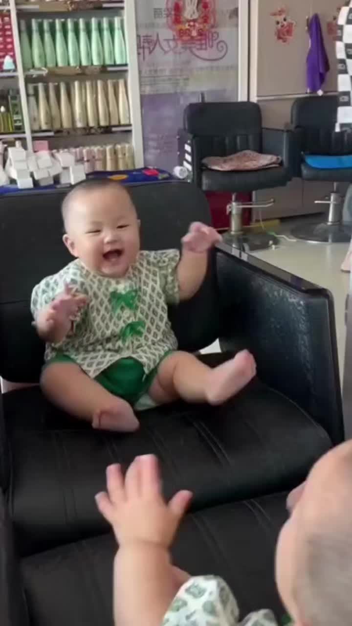 @Funnybabys😂😂