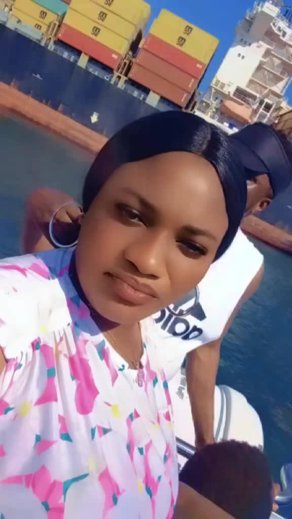 @MRS💫BETTY💝🇳🇬🇩🇪🇮🇹