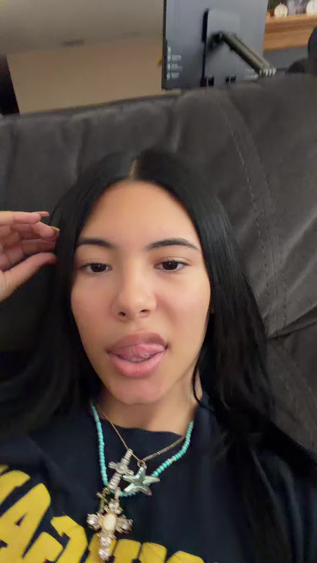 @evelynuh