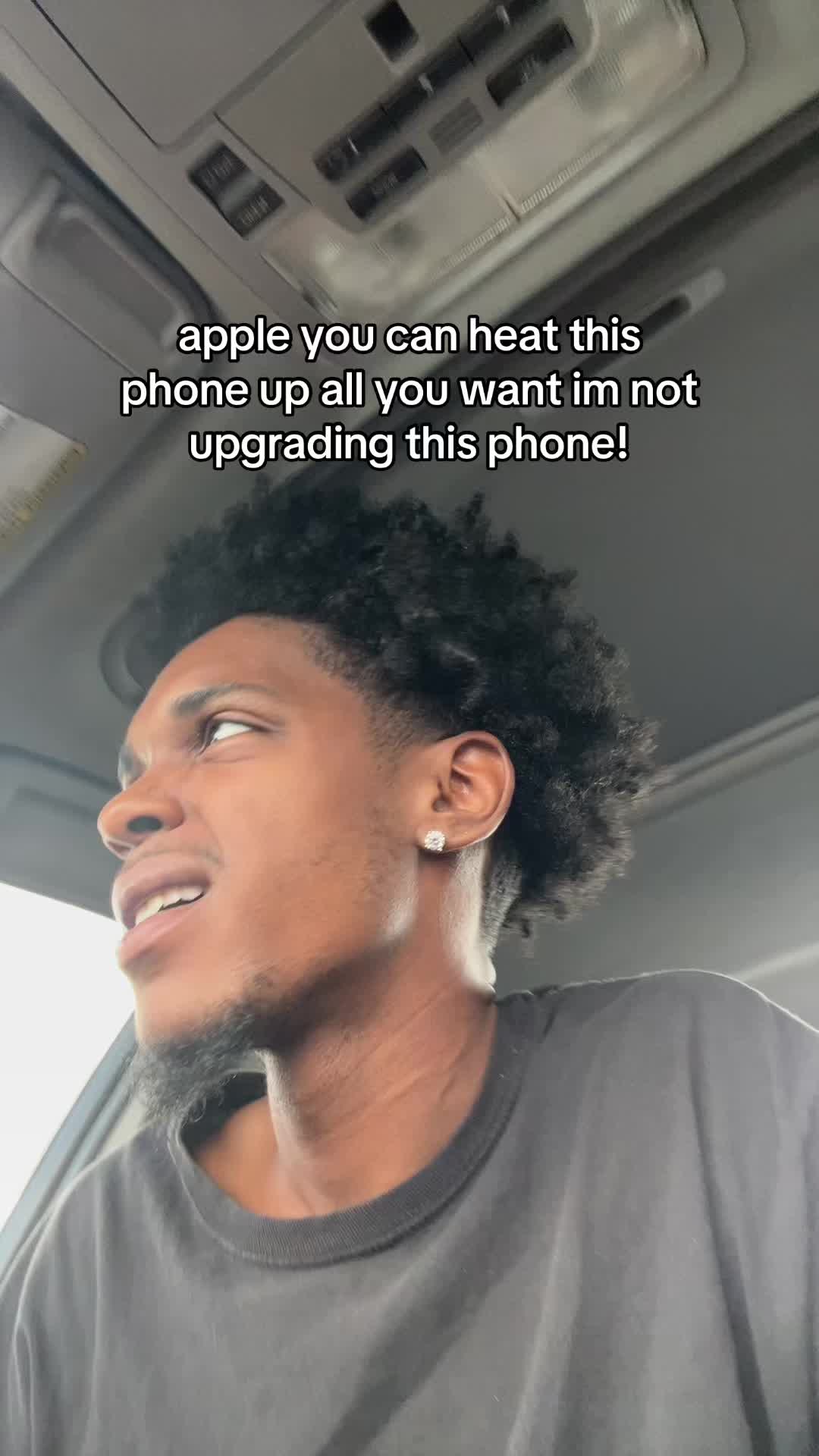 @iamChriss