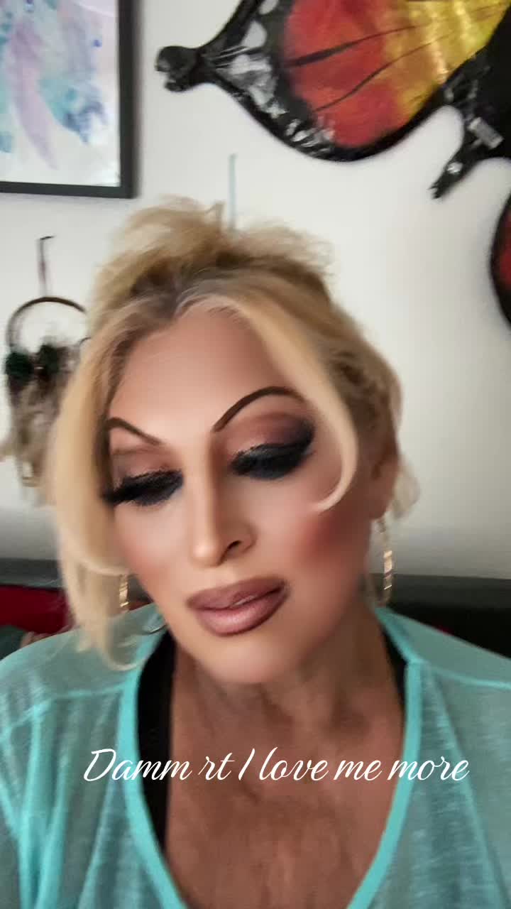 @CeciliaSheila