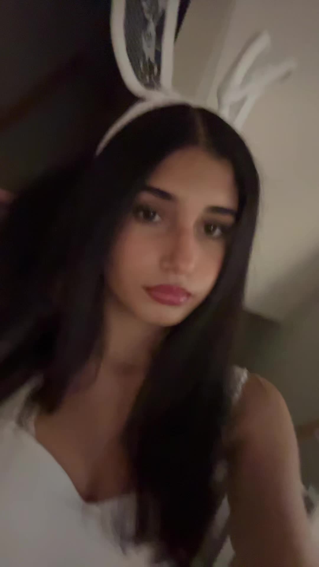 @laura