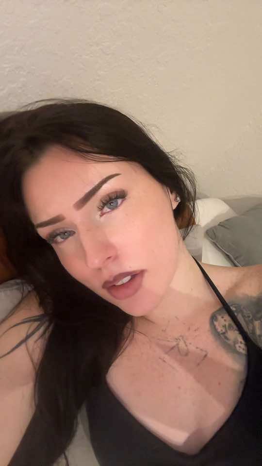 @thegirlwiththeslipknotat
