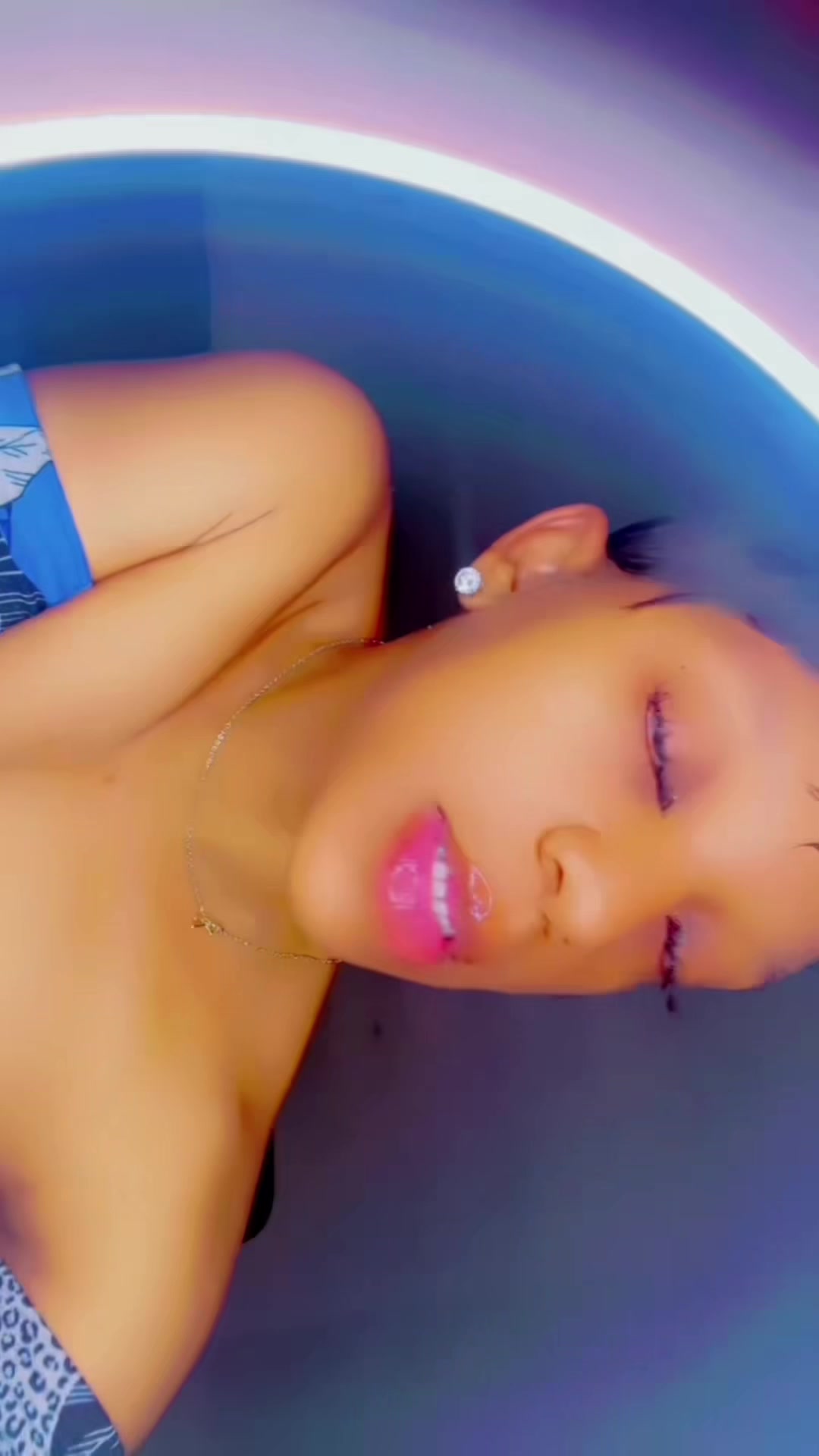 @ItsmeWhoYouu😍