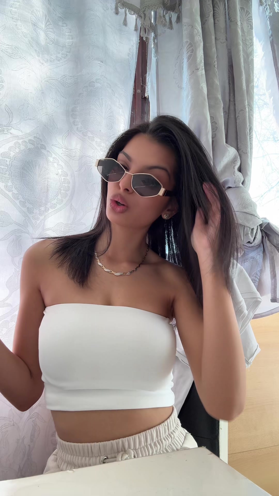 @Binaa