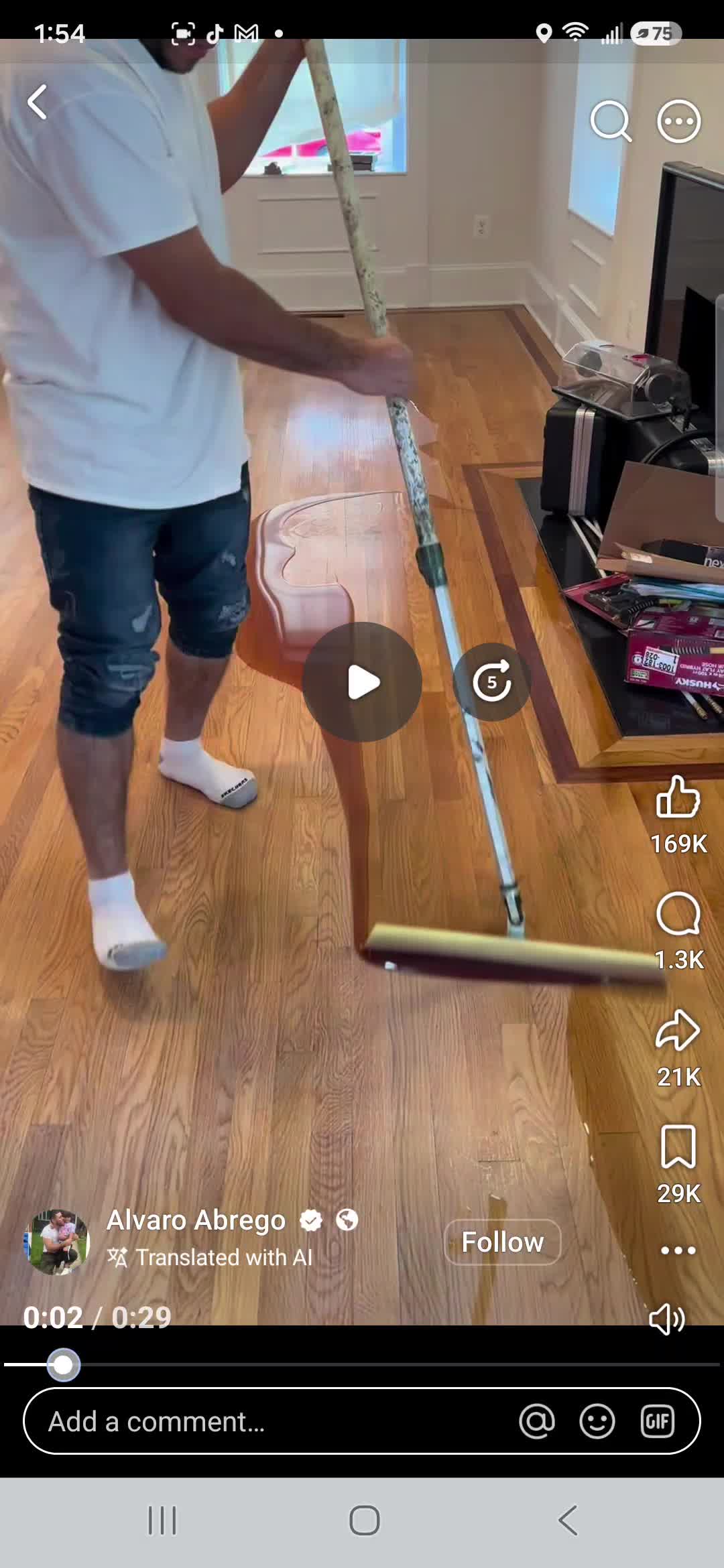 @jamesnixon773