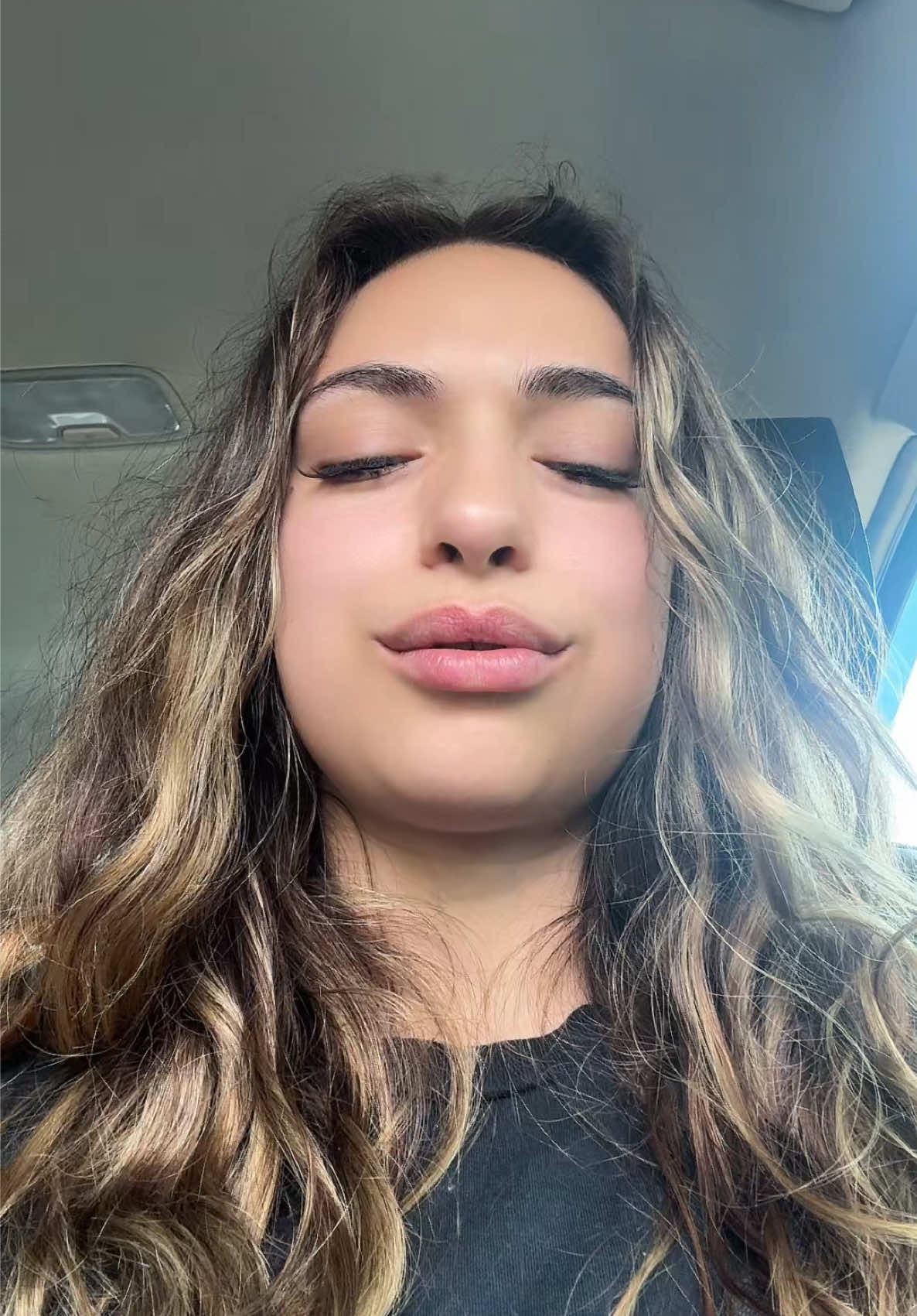 @akirya🌺
