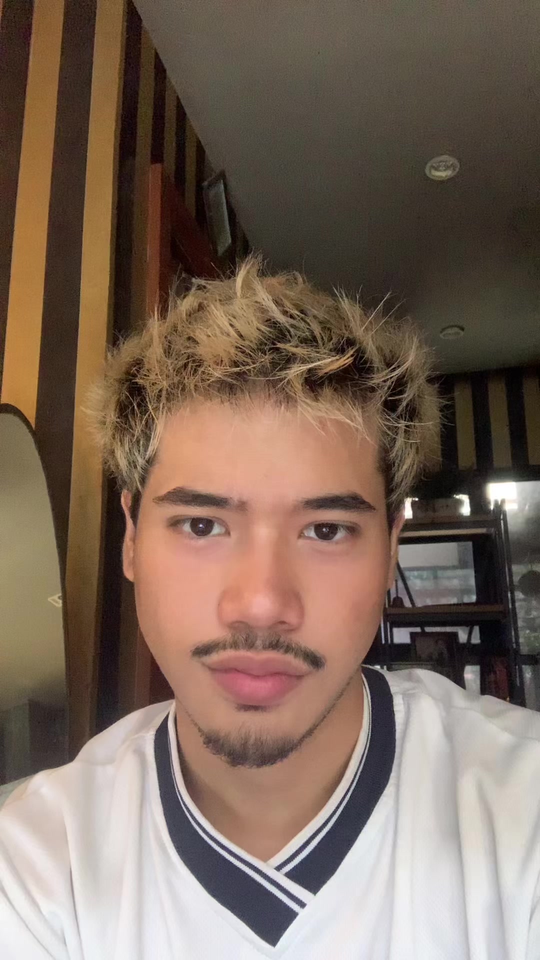 @Ario