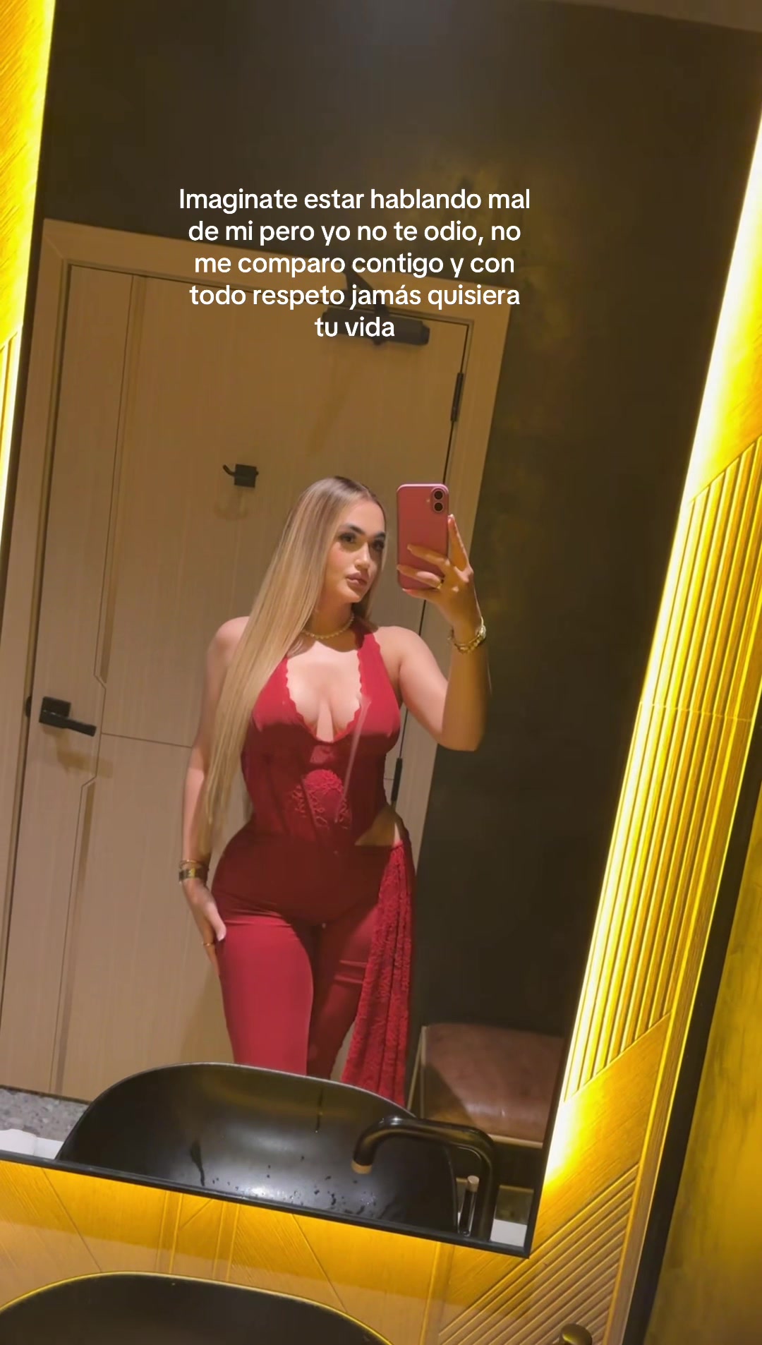 @anabella