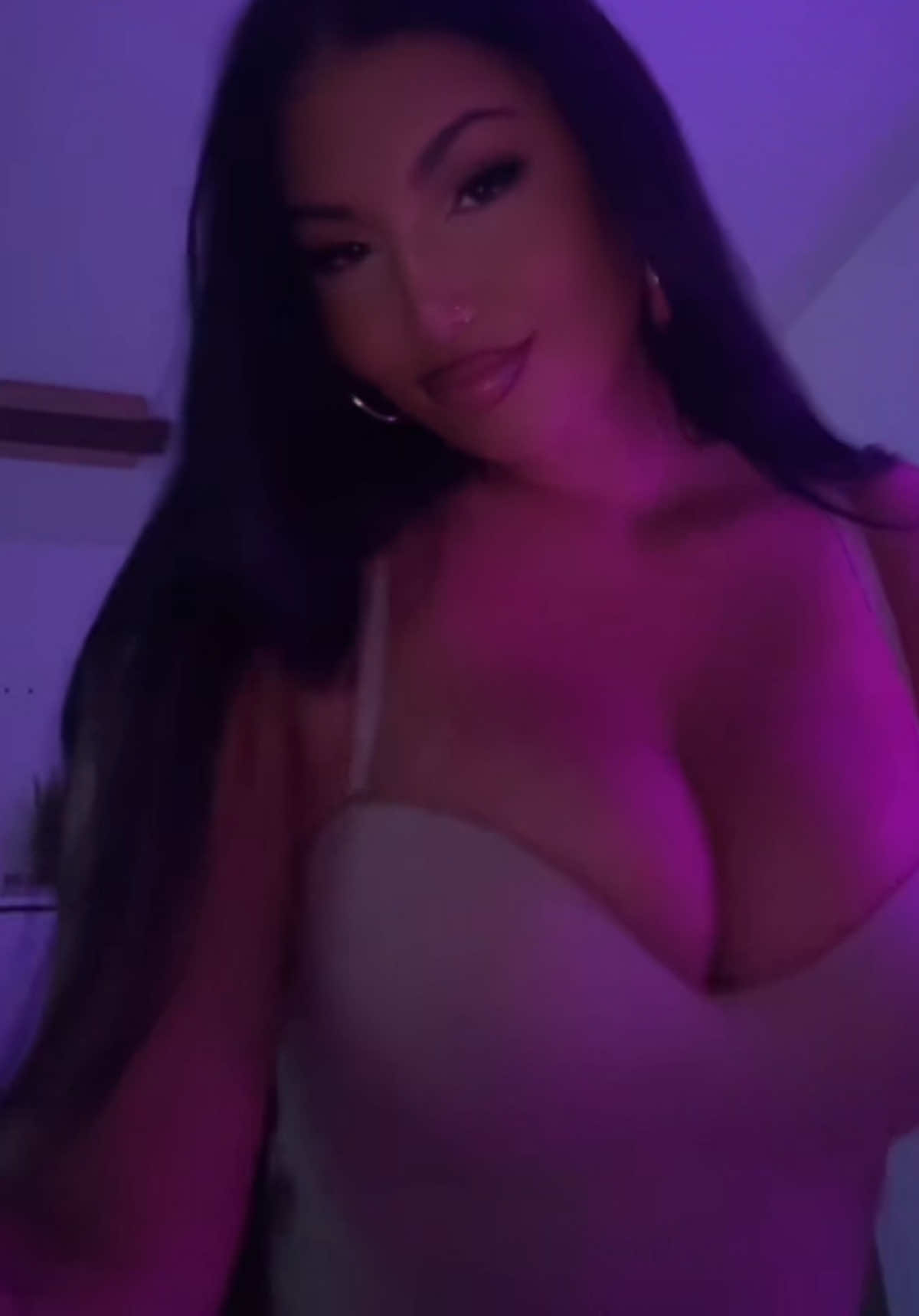 @iampocaa