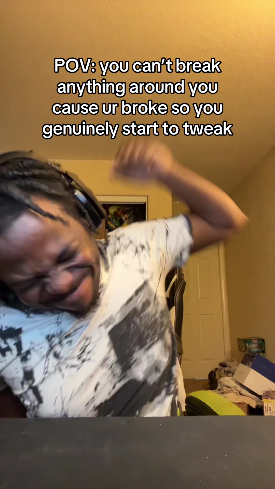 @FunnyguyyO2