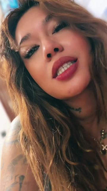 @Tattooed doll🍭👅✨