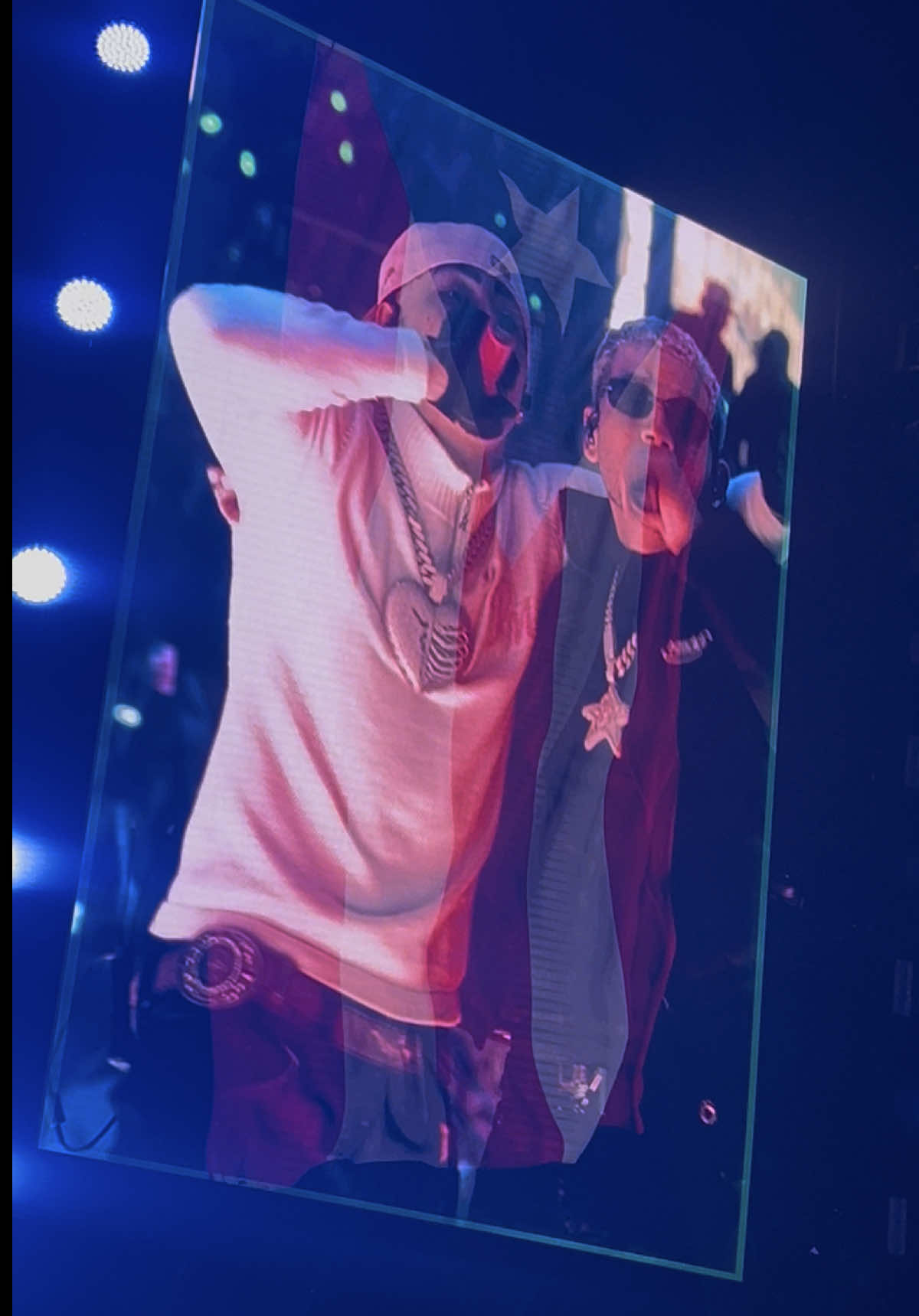 @𝐿𝑢𝑐𝑖𝑎