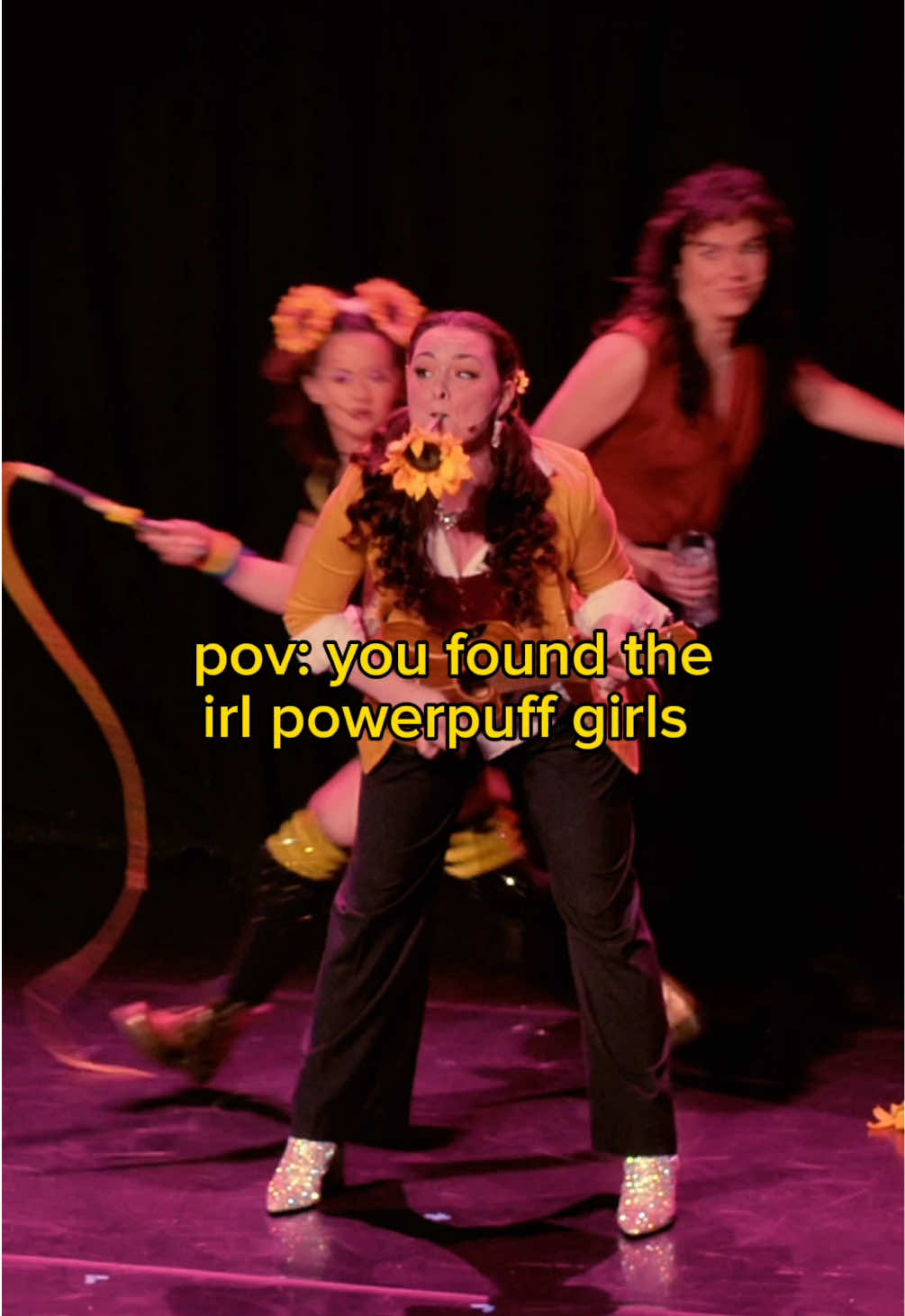 @Tiny Girl Big Show