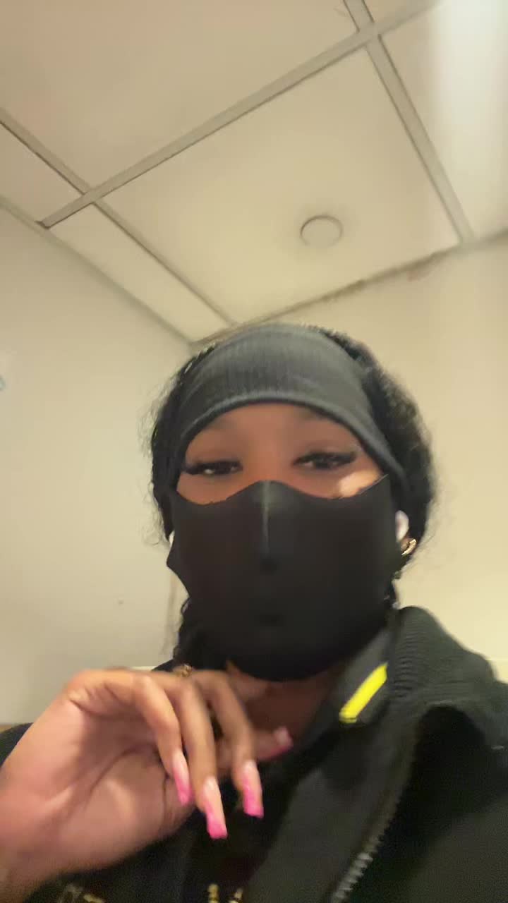 @Tee 🤍