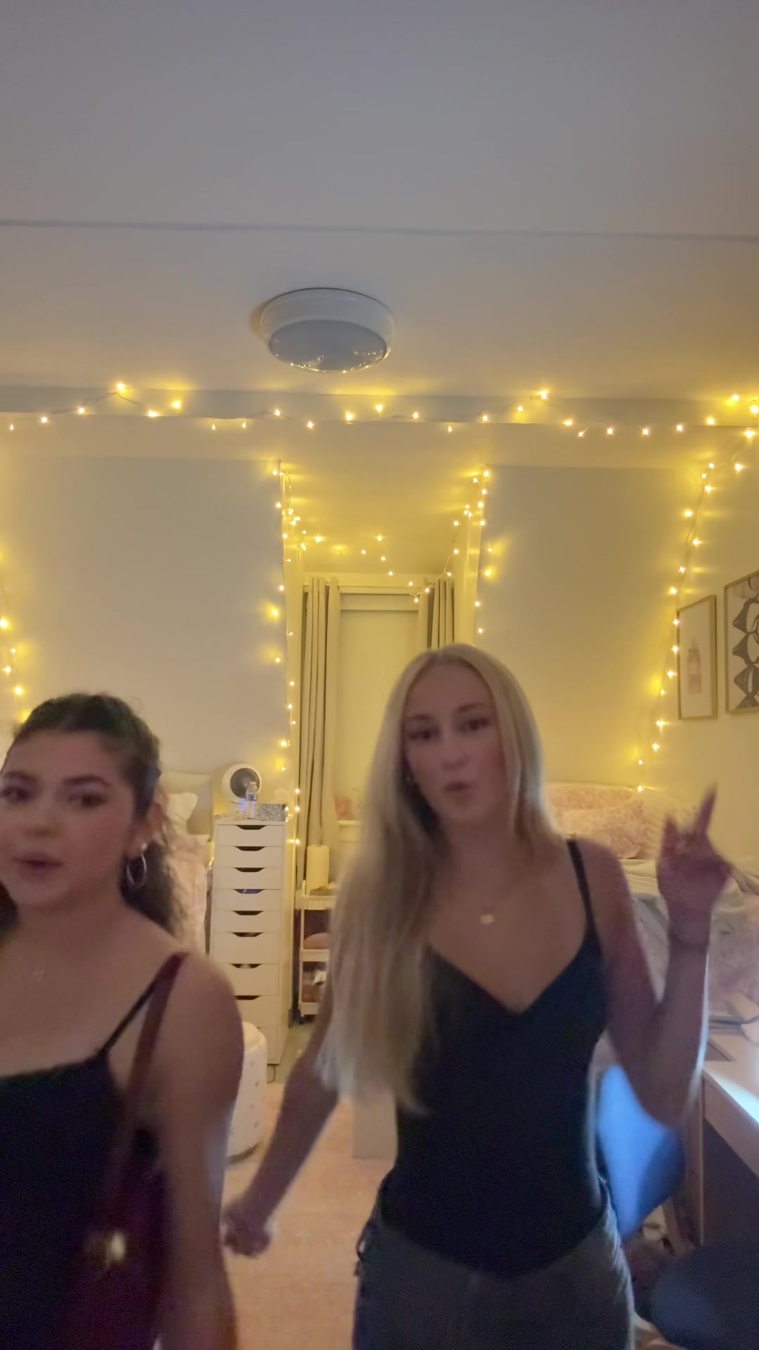 @Kira