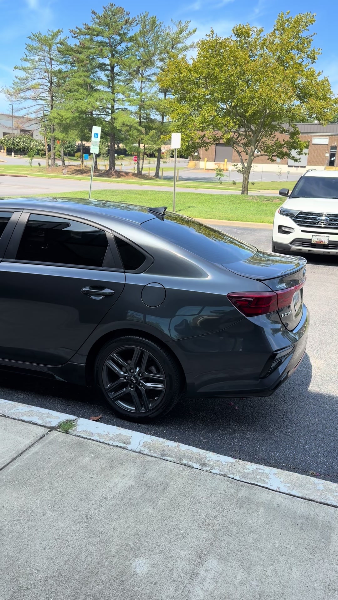 @Shadedarker_windowtinting