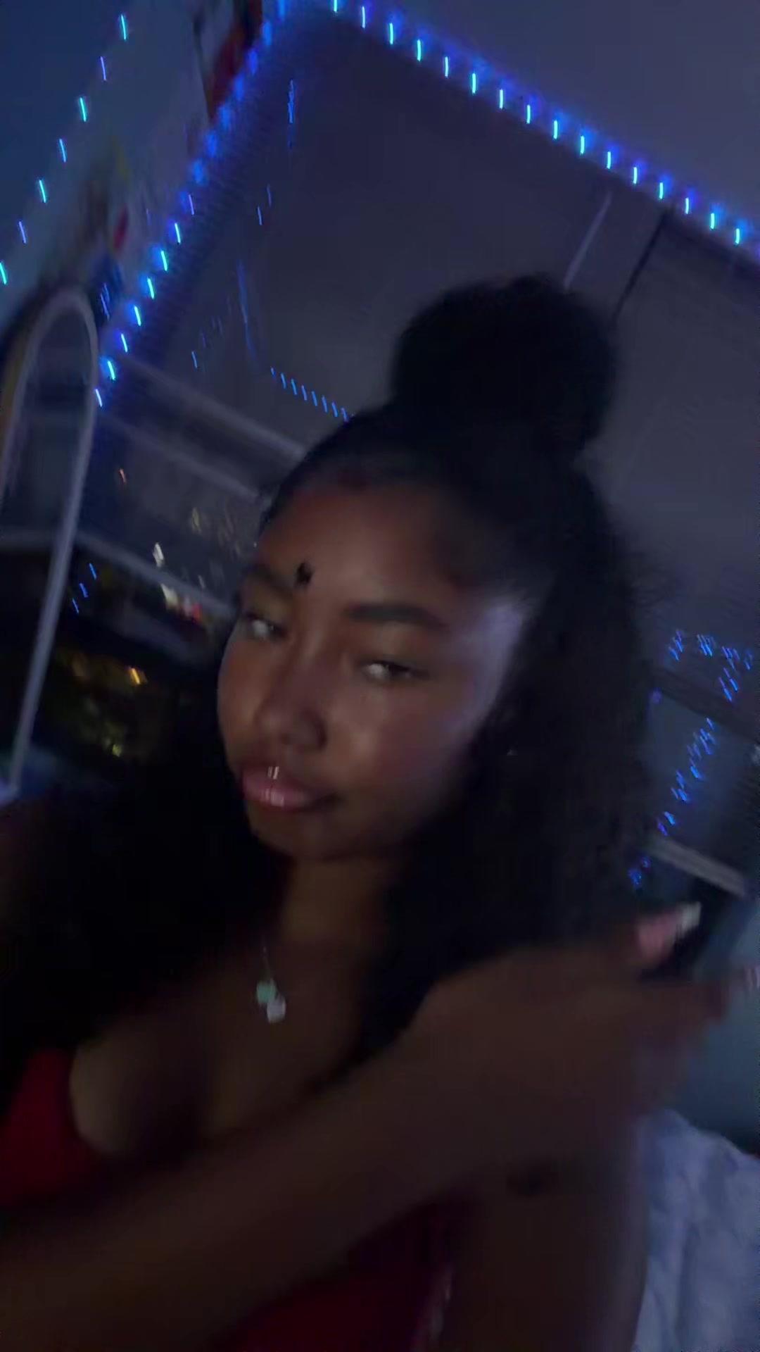 @️
