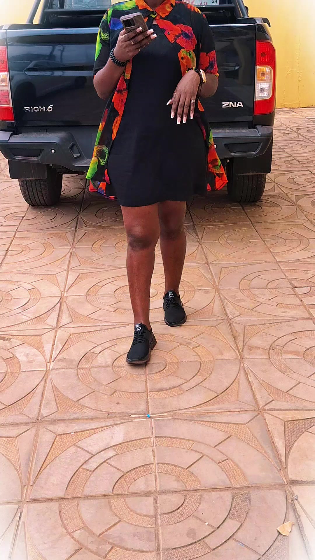 @YAA KISSIWAA ASANTE😇✨🥂