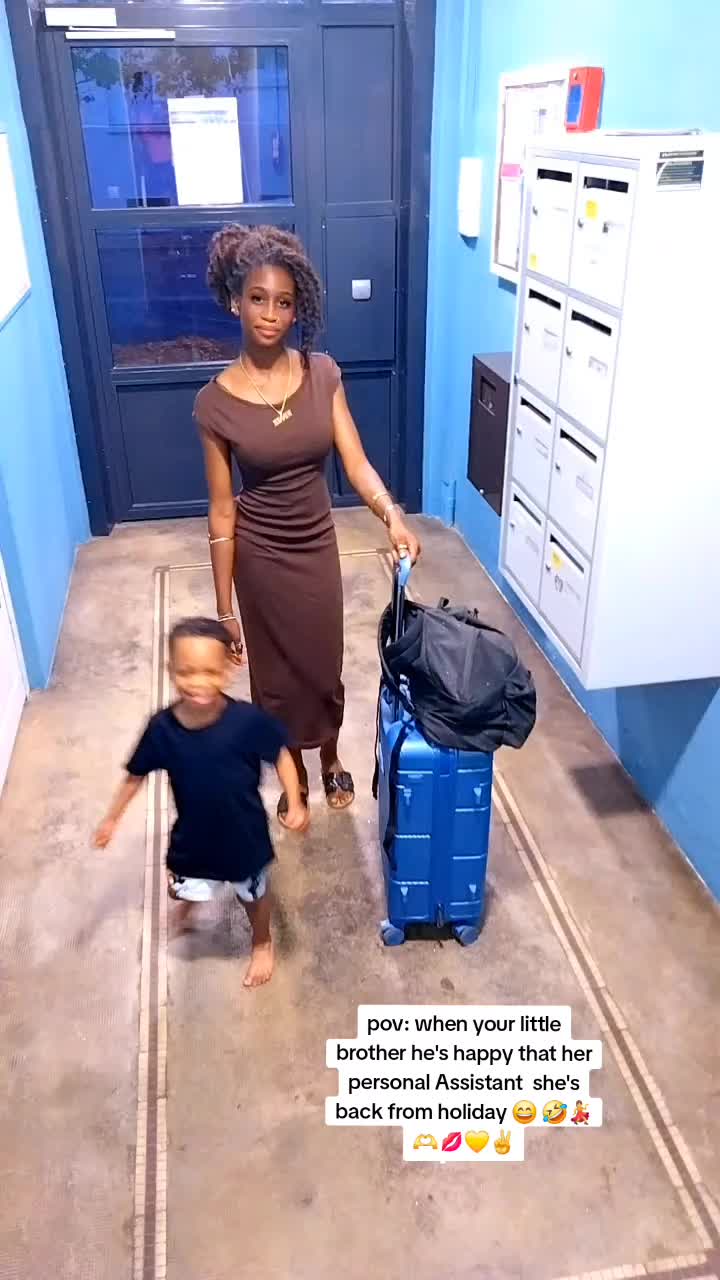 @Firstlady local wife Eyinlojuo