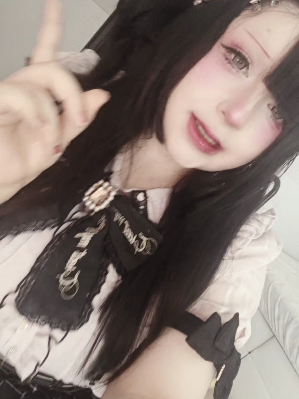 @aya*゚⚞•⚟