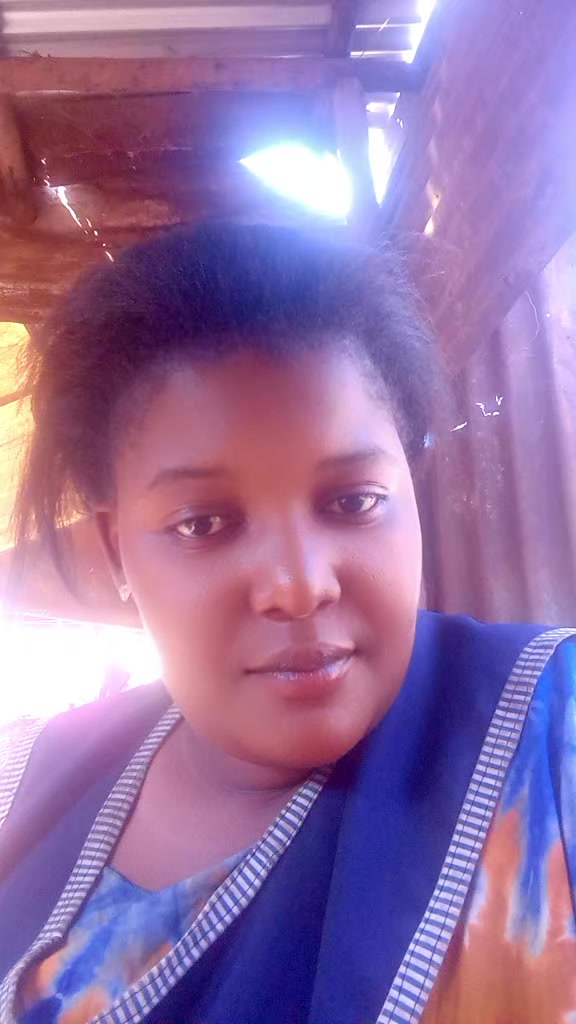 @moureen