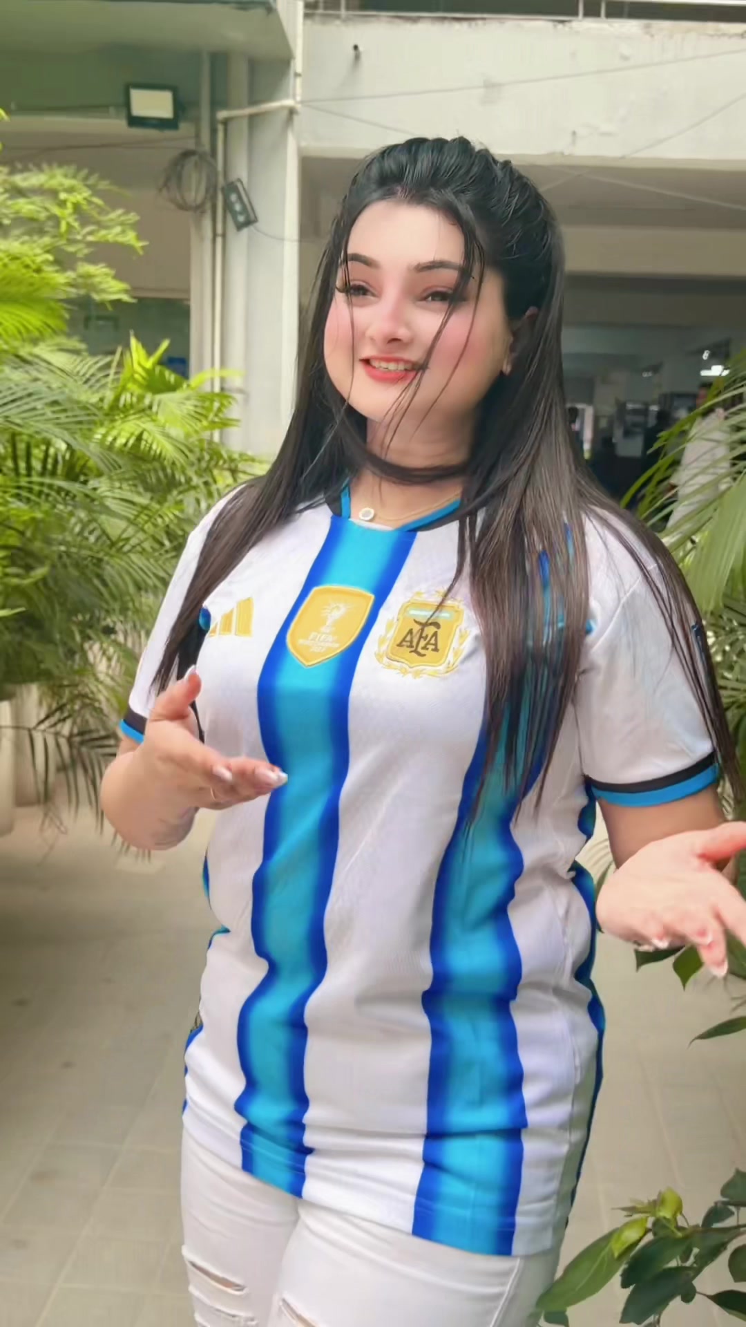 @MaYA PoRi💸👸 🇦🇷