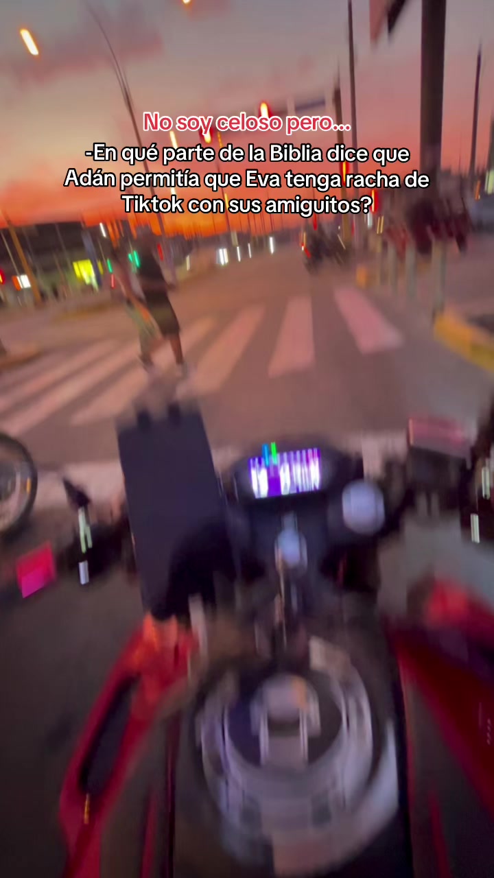 @D A N I E L 🏍️