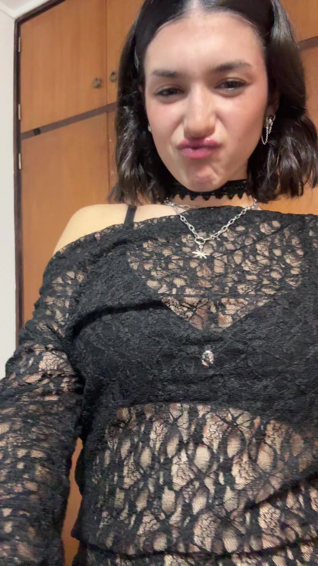 @Tinaaaa 👀