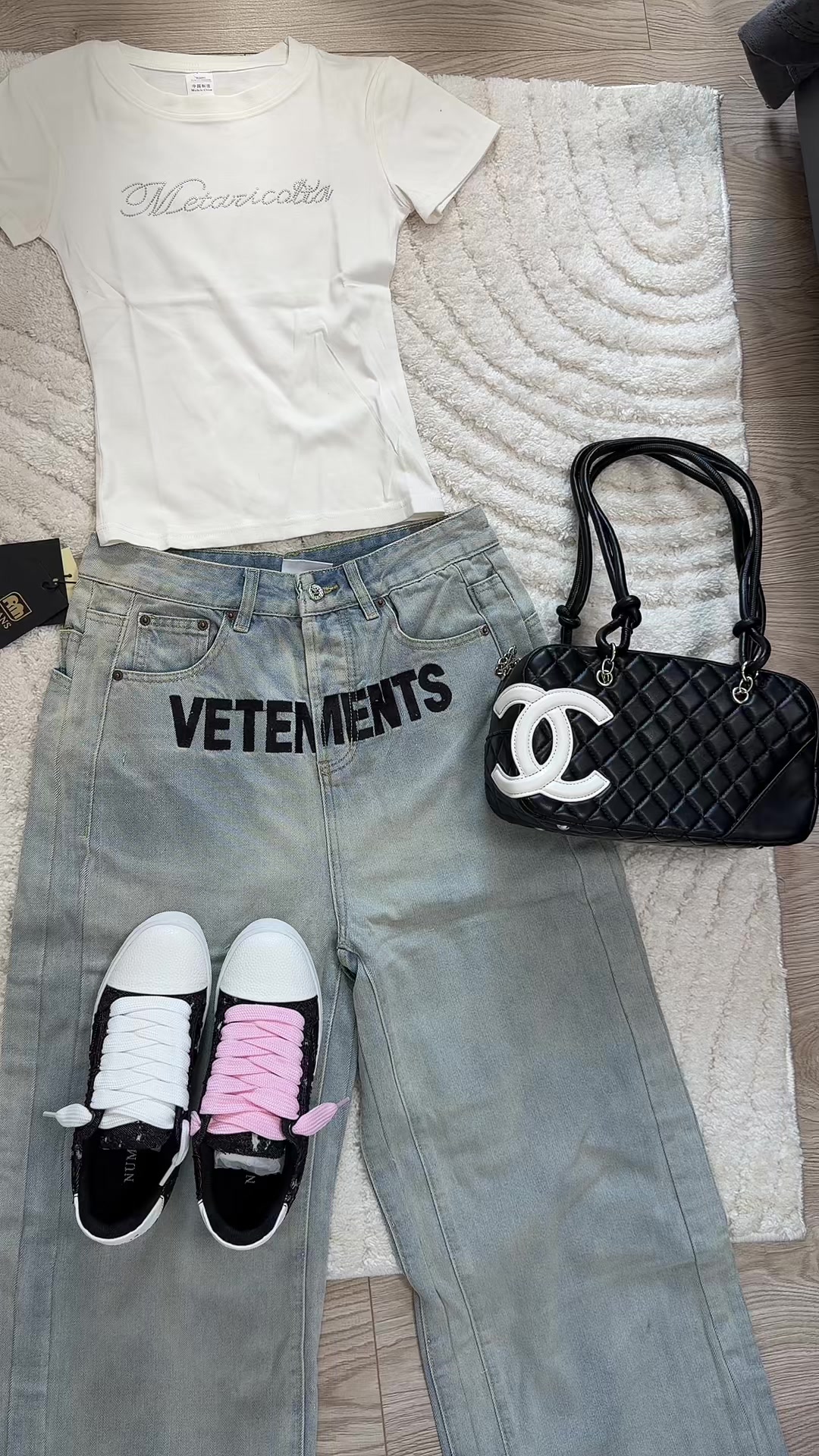 @velsera.uaa