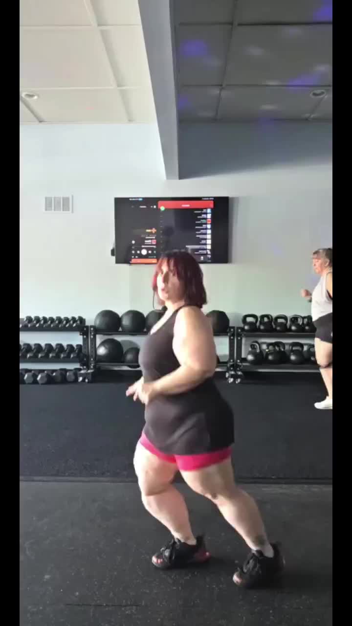 @Dance2Fit with Kaylee & Nique