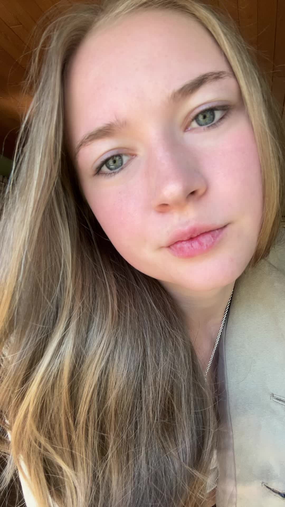 @Lena🌺