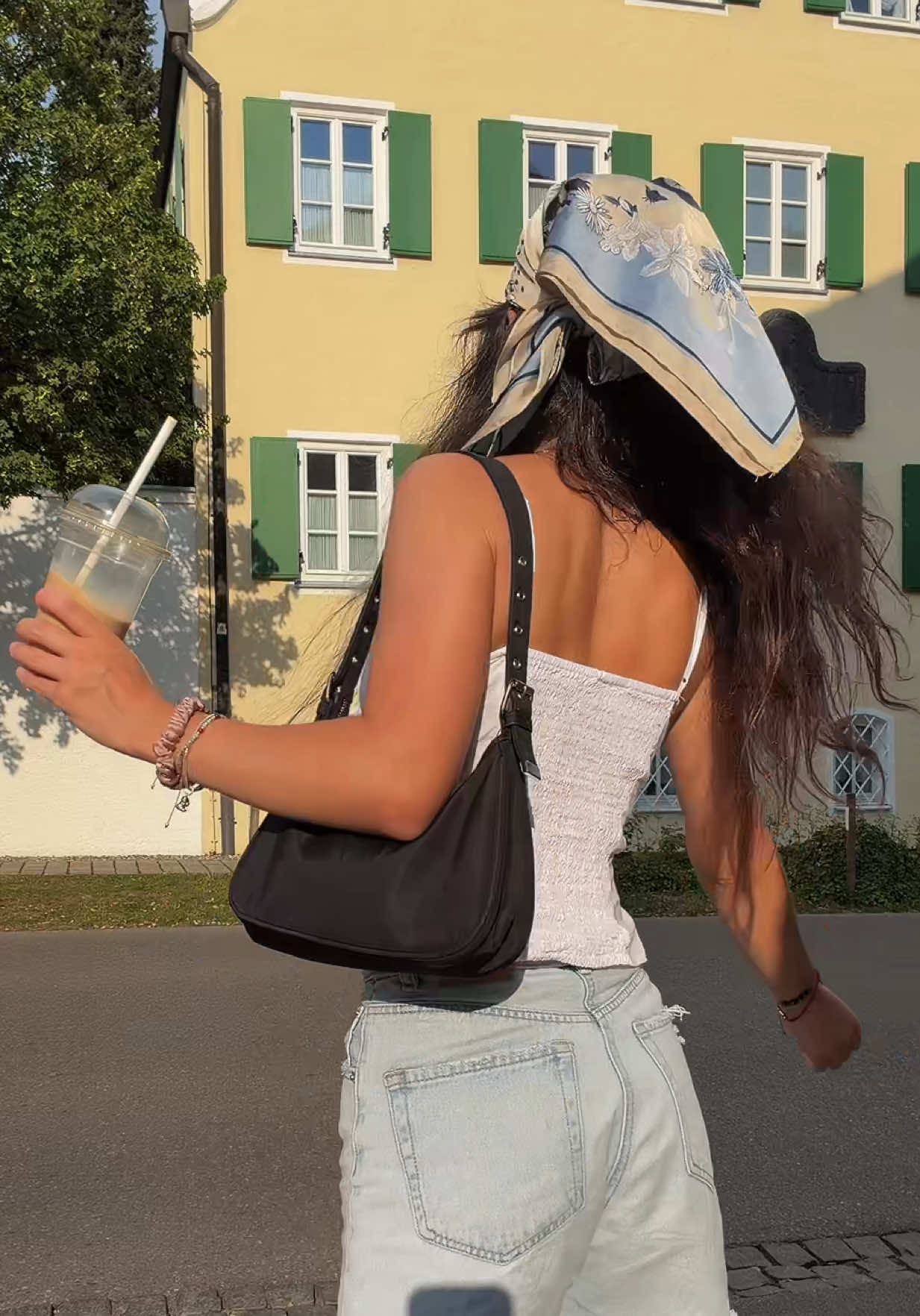 @АНДРІАНА