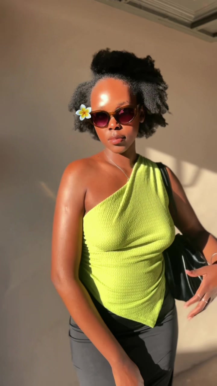 @JacqueTats Actress /Lifestyle
